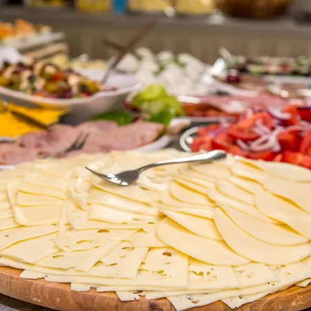 Nocleg ze śniadaniem Familia 4*